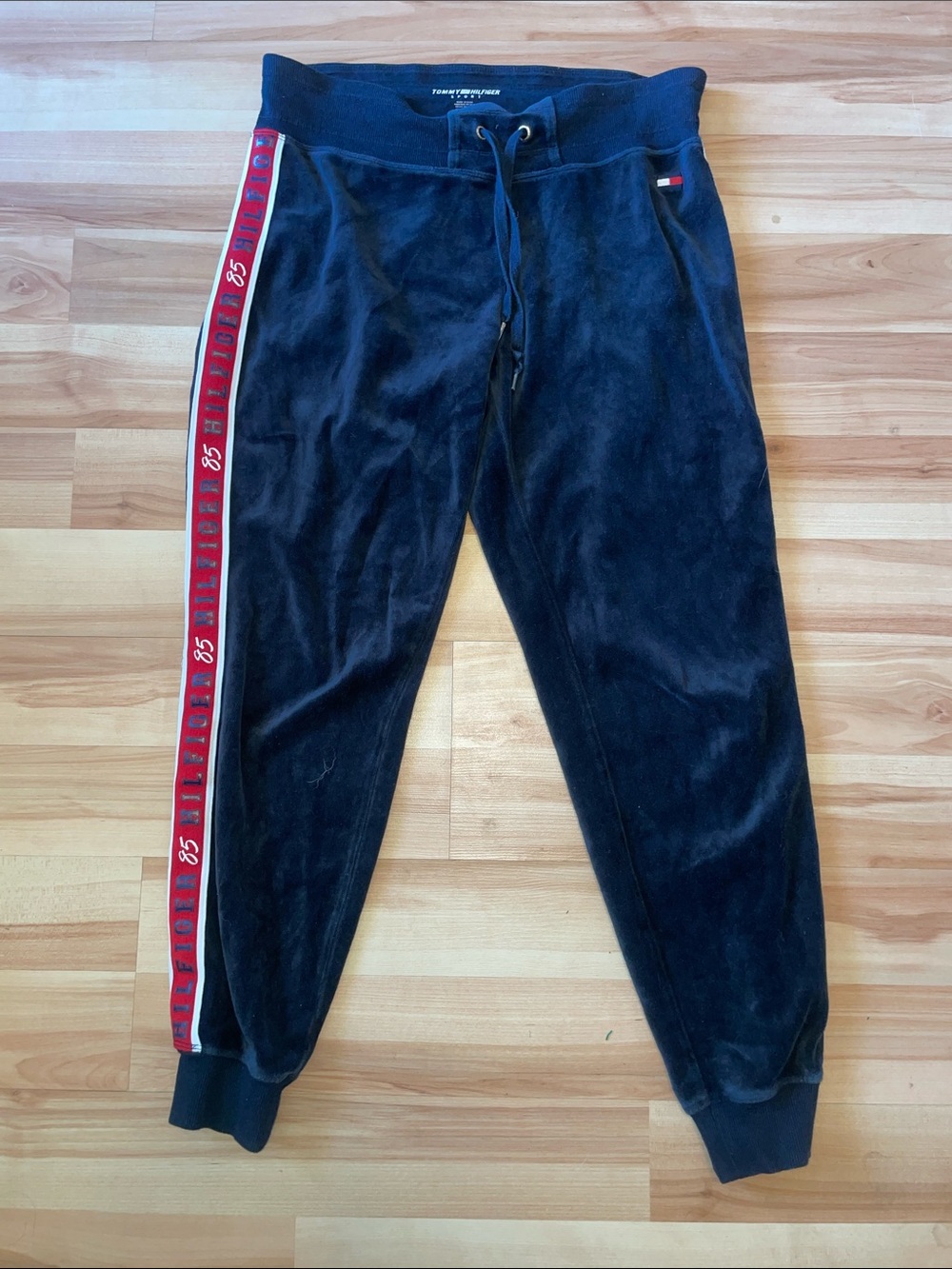 Vintage Tommy Hilfiger velour sweatpants size medium